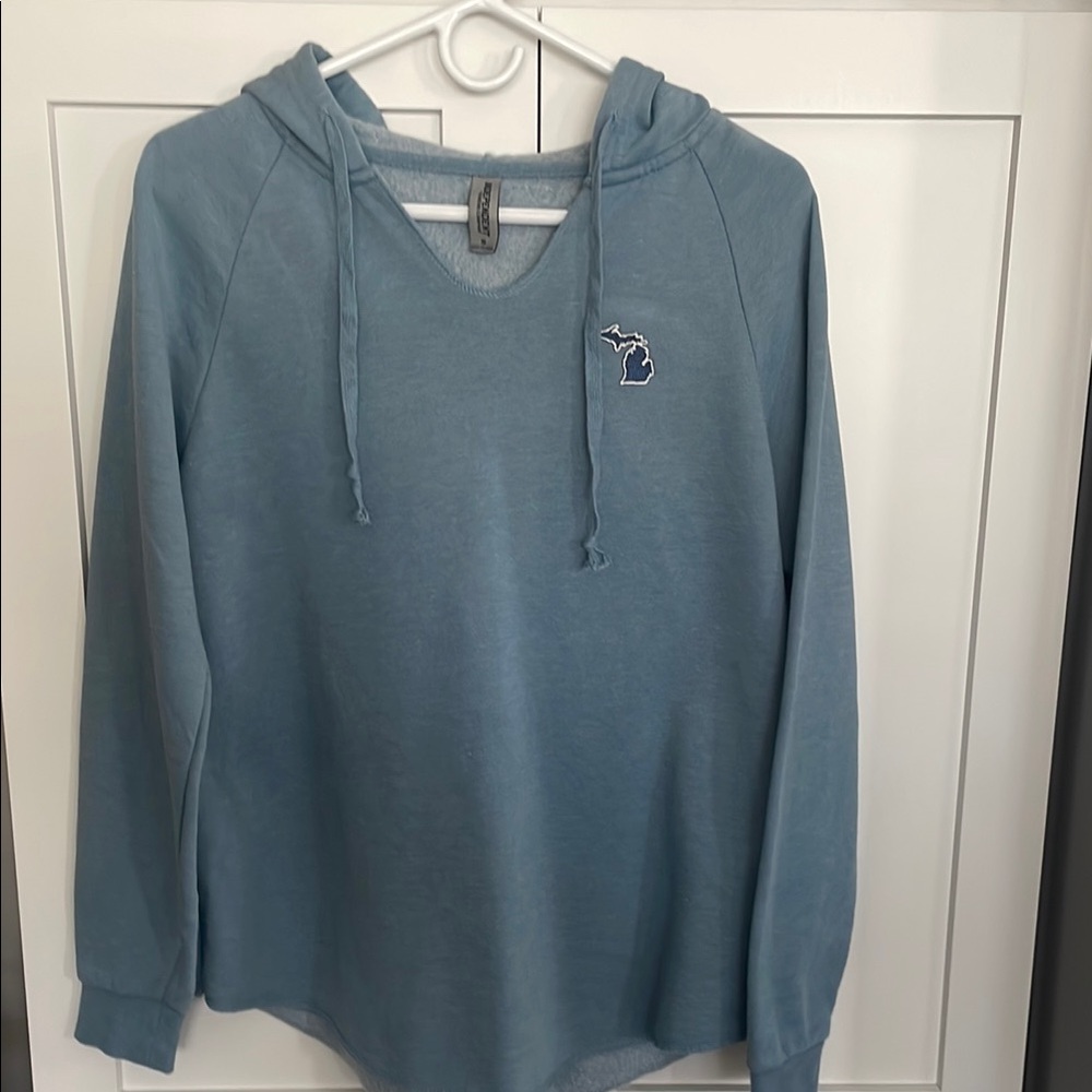 Blue state of Michigan Women's Hoodie Sweater
NWOT  Size Small